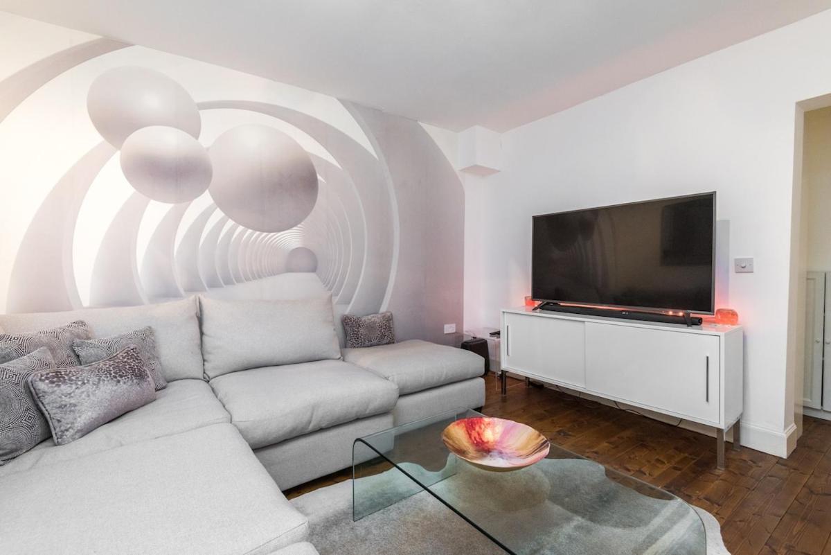 Ferienhaus Modern Holyrood Family Retreat Edinburgh